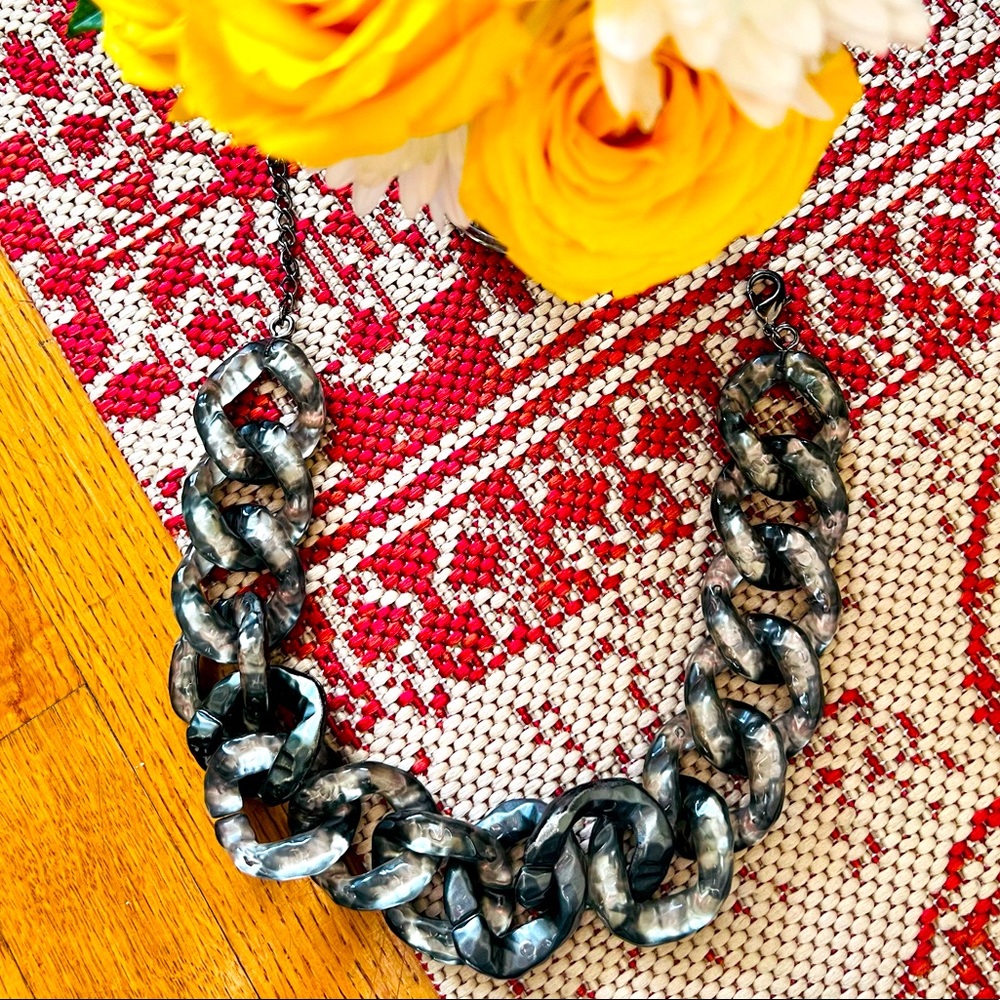 PONO Joan Goodman Statement Chain Link Necklace